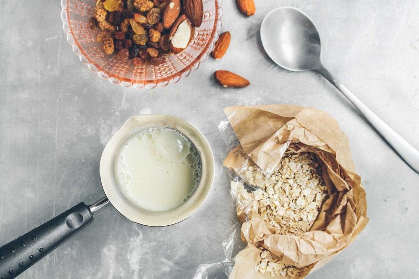 Porridge with chia and apricot oil recipe