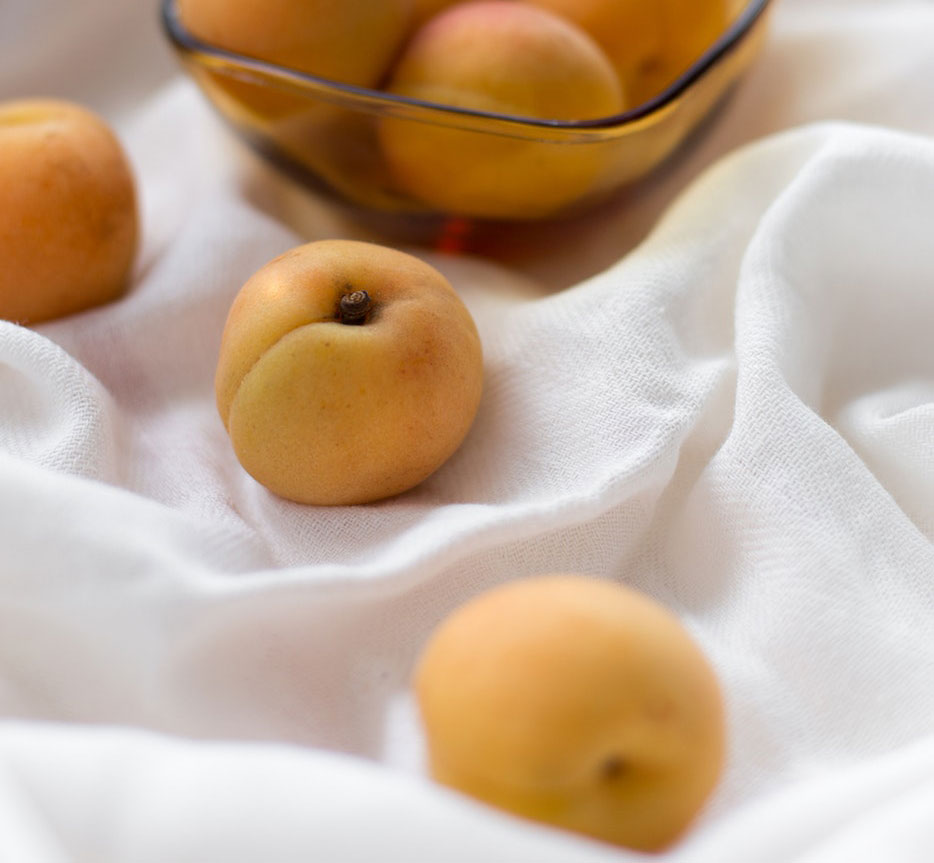 Apricot kernel oil benefits