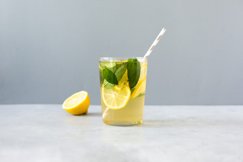 Lemon iced green tea